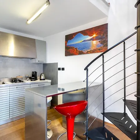 Apartmán Strepitoso Loft Con Vista Duomo Alba (Piedmont)