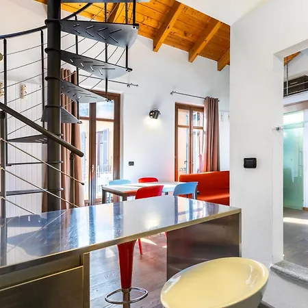 Strepitoso Loft Con Vista Duomo Lägenhet