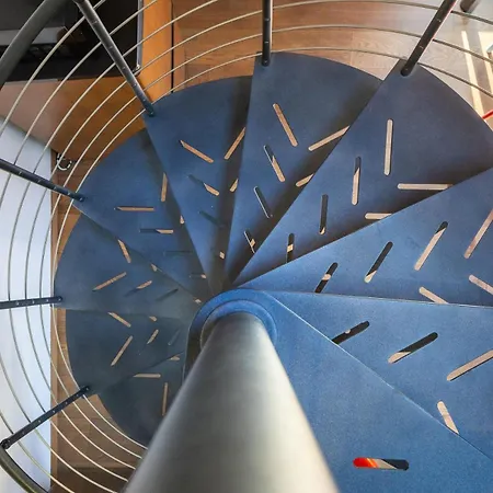 Lägenhet Strepitoso Loft Con Vista Duomo Alba (Piedmont)