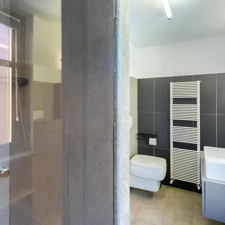 Strepitoso Loft Con Vista Duomo Alba (Piedmont)