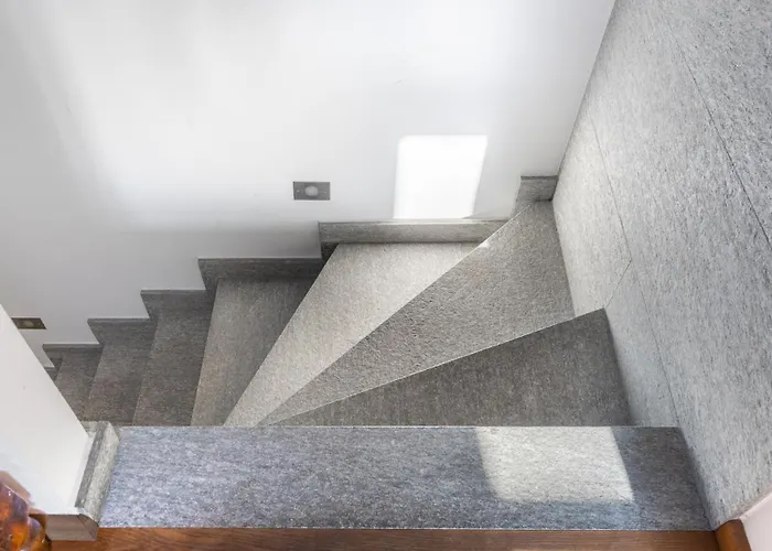 Strepitoso Loft Con Vista Duomo アパート アルバ