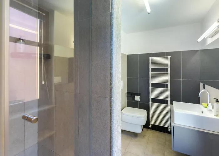 Strepitoso Loft Con Vista Duomo アルバ